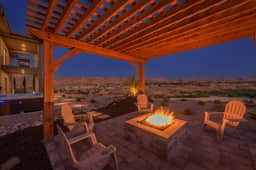 Cliffside Modern Villa ~ Hot Tub/Stunning Views